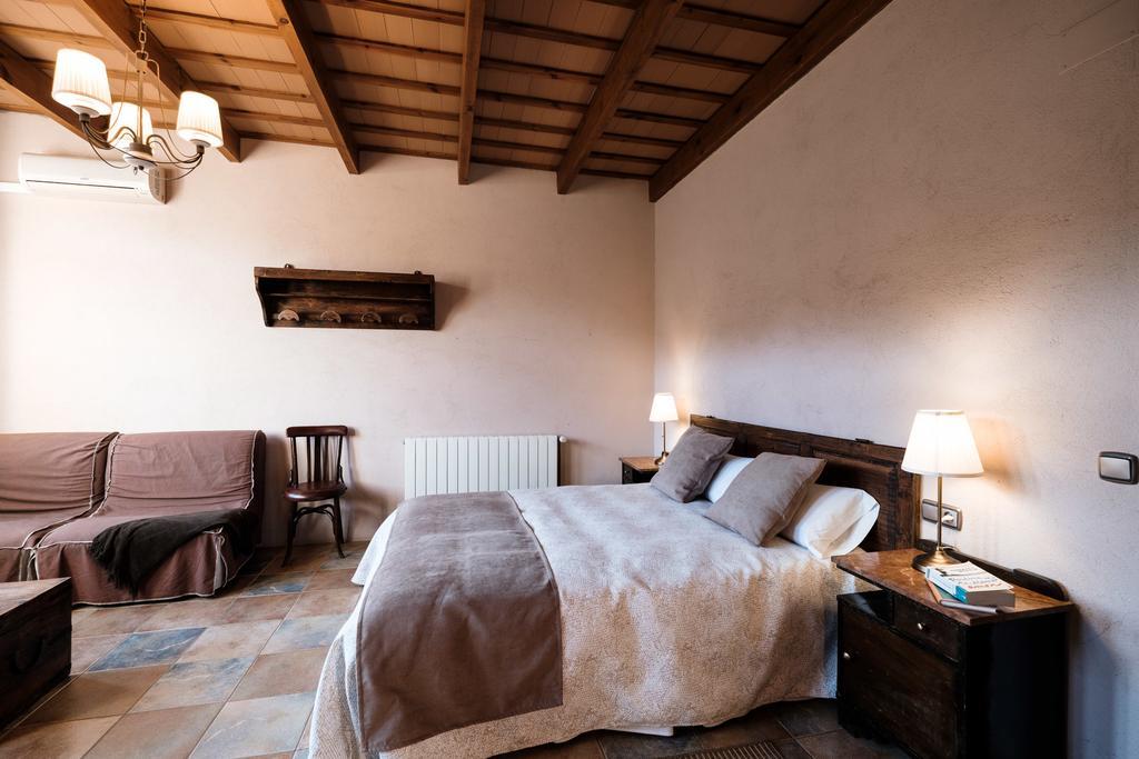 Can Barnosell - Els Masos D'En Coll Llaviá Chambre photo