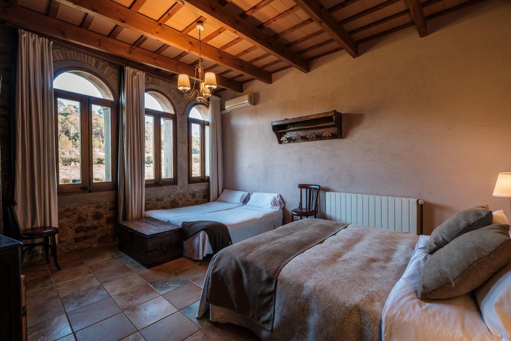 Can Barnosell - Els Masos D'En Coll Llaviá Chambre photo